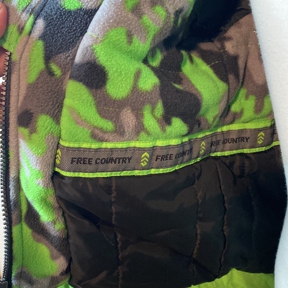 Free Country Fleece Lined Winter Jacket Size 3T in EUC - Picture 7 of 10